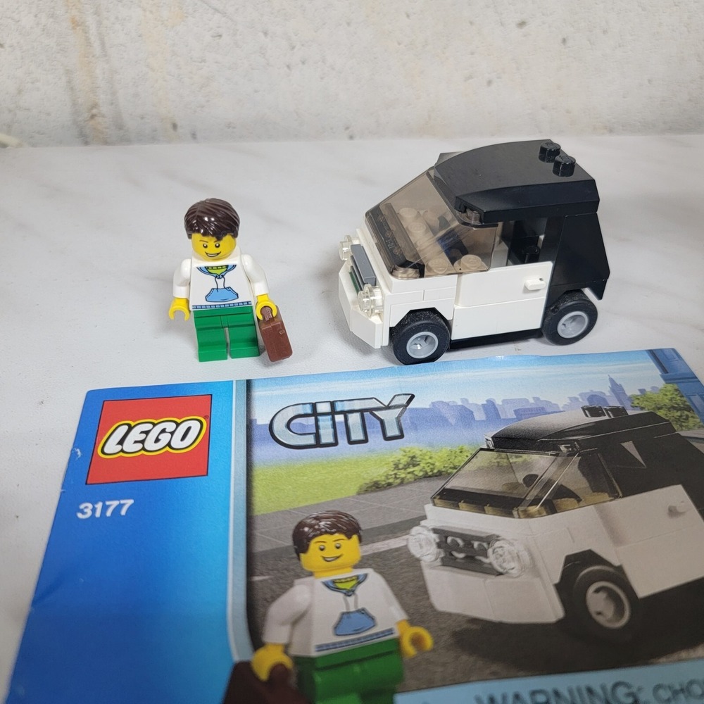 LEGO Town / CITY 3177‎ Small Car 100% Complete, Instructions, No Box